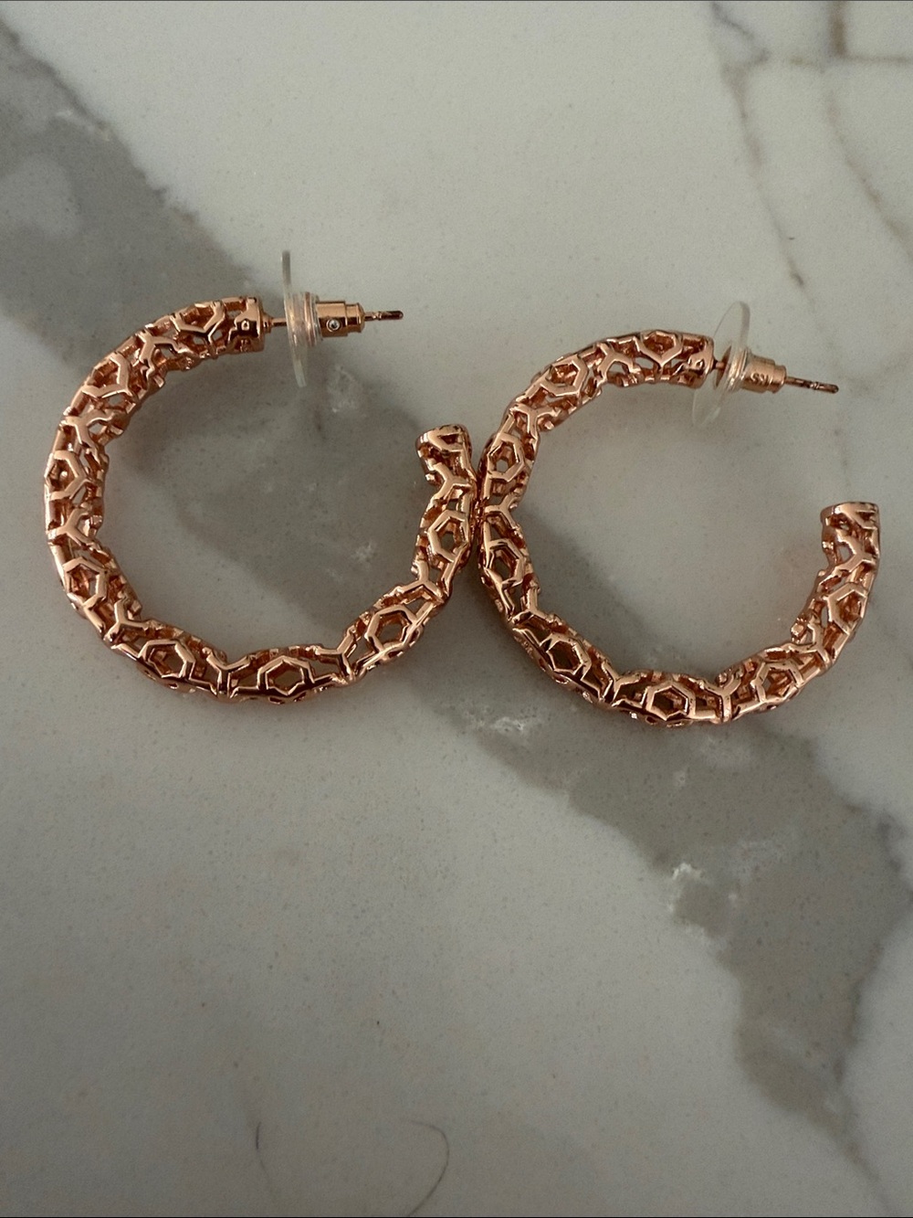 Kendra Scott Rose Gold Honeycomb Hoop Earrings